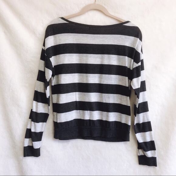 Forever 21 Gray and White Striped Long Sleeve Top - Picture 7 of 15